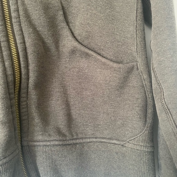 Lululemon green full-zip Scuba Hoodie size 4 - Picture 2 of 5